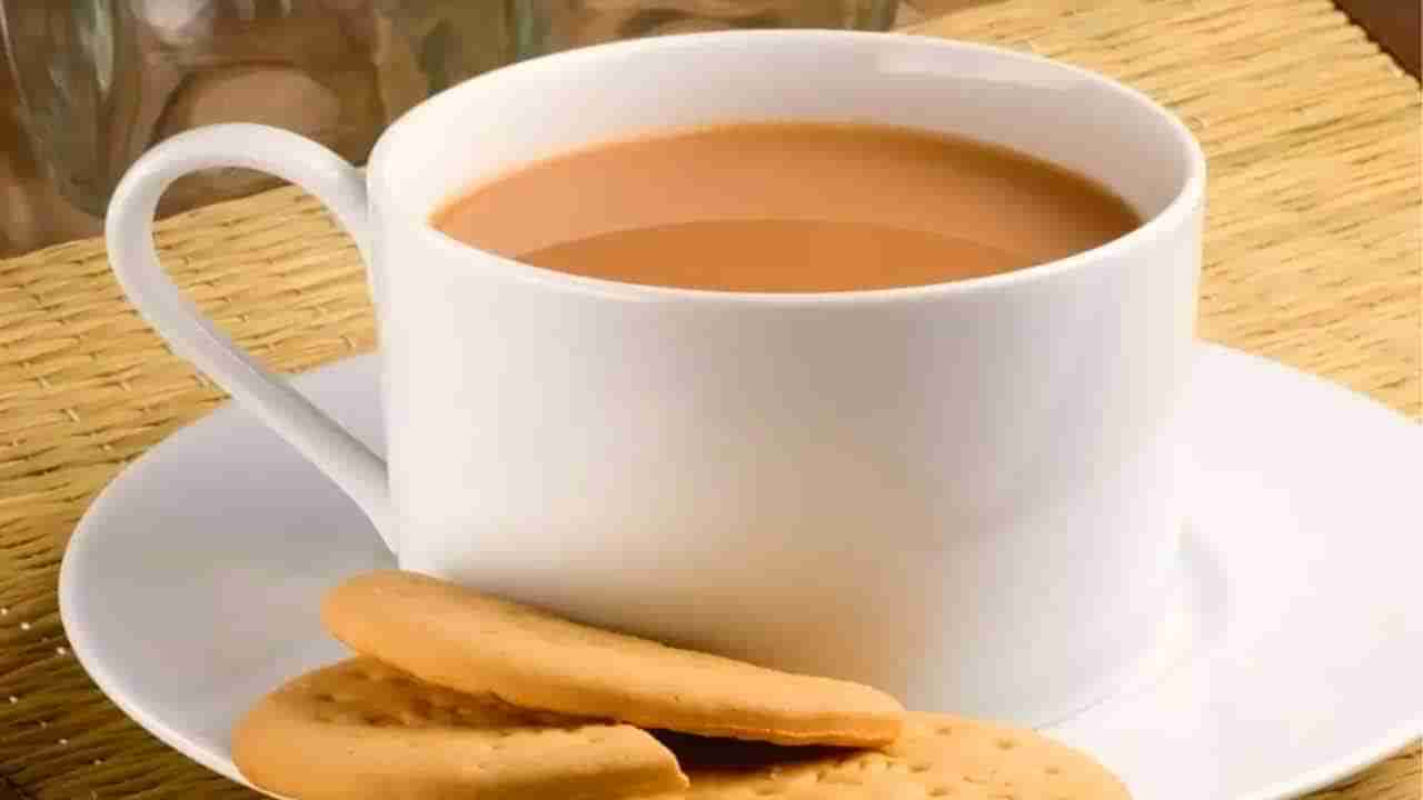 Tea With Biscuit: చాయ్‌తో పాటు బిస్కేట్‌ తింటున్నారా.. అయితే మీరు ప్రమాదంలో పడినట్లే..