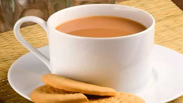 Tea With Biscuit: చాయ్తో పాటు బిస్కేట్ తింటున్నారా.. అయితే మీరు ప్రమాదంలో పడినట్లే..