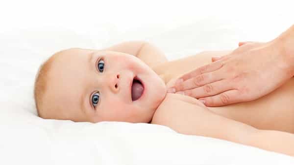 Baby Care: తల్లిదండ్రులకు అలర్ట్.. వేసవిలో పిల్లల కోసం ఈ జాగ్రత్తలు తీసుకోండి..
