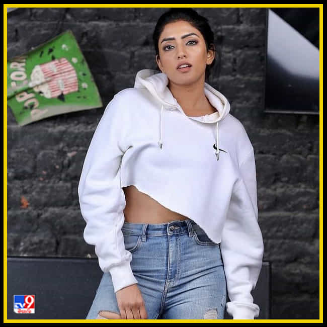 నిషా కళ్ళతో కవ్విస్తున్న ఈషా