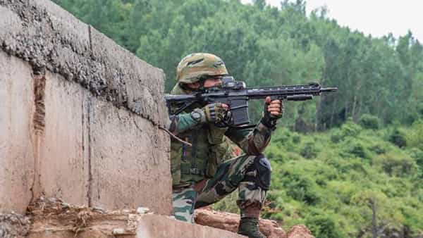 Pulwama Encounter: జమ్ము కశ్మీర్లో భారీ ఎన్కౌంటర్.. ఇద్దరు ఉగ్రవాదులు హతం..