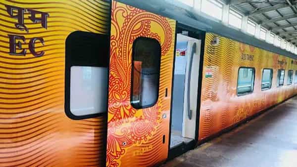Indian Railway: ఈ రైలు వారంలో ఆరు రోజులు నడుస్తుంది.. ఈ హైస్పీడ్ ట్రైన్లో ప్రత్యేక సదుపాయాలు..!