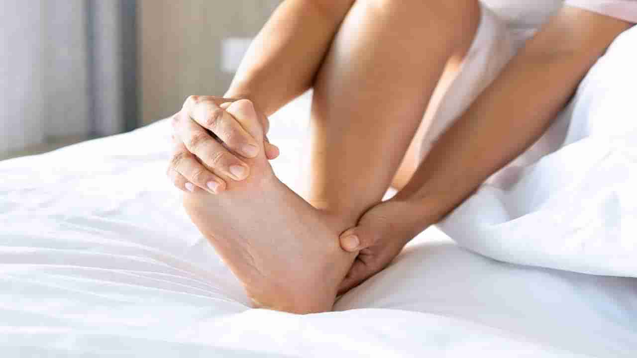 Foot Pain Relief: పాదాలలో నొప్పితో ఇబ్బంది పడుతున్నారా.. అయితే టిప్స్‌తో సమస్యకు చెక్ పెట్టండి..