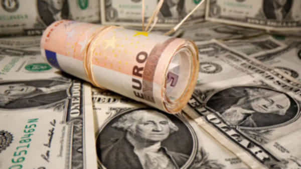 Forex Reserves: భారత్ వద్ద భారీగా క్షీణించిన విదేశీ మారక నిల్వలు.. వరుసగా నాలుగు వారాల్లో ఎంత తగ్గాయంటే..