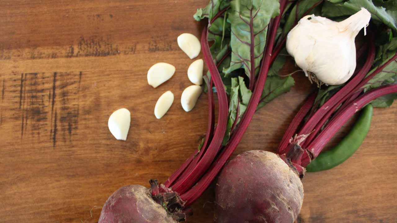 Garlic Benefits ఈ రెండు పదార్థాలు తీసుకోండి చాలు.. బీపీ, గుండెపోటు