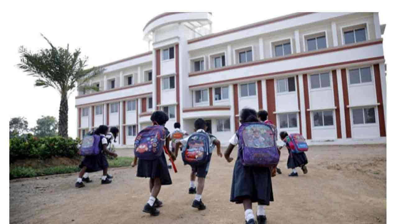 Half day schools in AP: ఏపీలో నేటి నుంచి ఒంటి పూట బడులు!