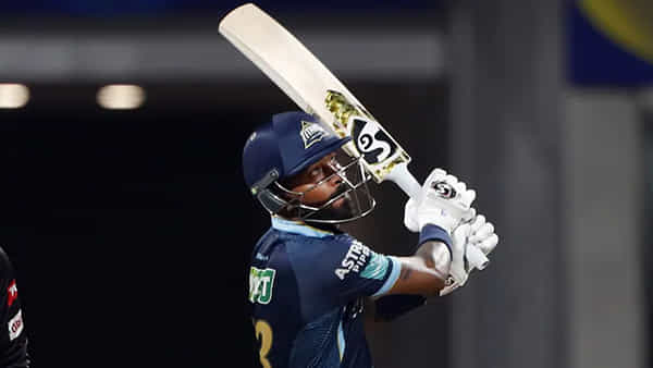 IPL 2022: బ్యాట్తో పాటు బౌలింగ్లో రాణిస్తున్న హార్దిక్ పాండ్యా.. టీమిండియాలోకి తిరిగి వస్తాడా..!
