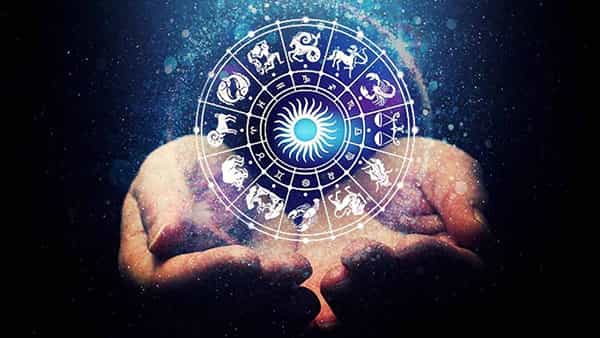 Horoscope Today: సోమవారం రాశిఫలితాలు.. ఈరోజు ఈ రాశివారు ఆర్థికంగా శుభఫలితాలను అందుకుంటారు..