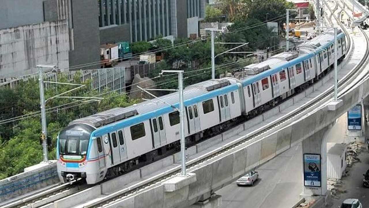 Hyderabad Metro: మరింత వేగంగా ప్రయాణించనున్న హైదరాబాద్‌ మెట్రో రైళ్లు.. ప్రయాణ సమయం ఆదా