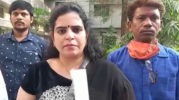 Hyderabad: సీతమ్మపై అనుచిత వ్యాఖ్యలు చేసిన వ్యక్తిపై కేసు.. పోలీసులకు కరాటే కల్యాణి ఫిర్యాదు