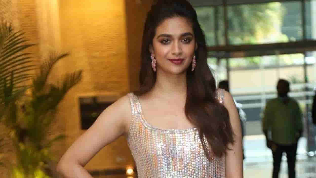 Keerthy Suresh : లేడీ ఓరియెంటెడ్ మూవీతో కీర్తి బ్యాడ్లక్ సఖి నుంచి.. గుడ్ లక్ సఖిగా మారుతుందా..?