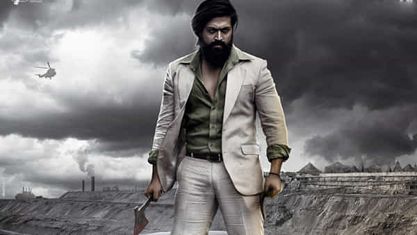 K.G.F Chapter 2: సాలిడ్ సర్ప్రైజ్ ఇచ్చిన కేజీఎఫ్ మేకర్స్.. చాప్టర్ 2 ఎండింగ్లో ఊహించని ట్విస్ట్