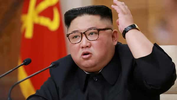 Kim Jong Un: కిమ్ మామ సంచలన నిర్ణయం.. టైట్ జీన్స్, హెయిర్ కలర్ వేస్తే జైలుకే..