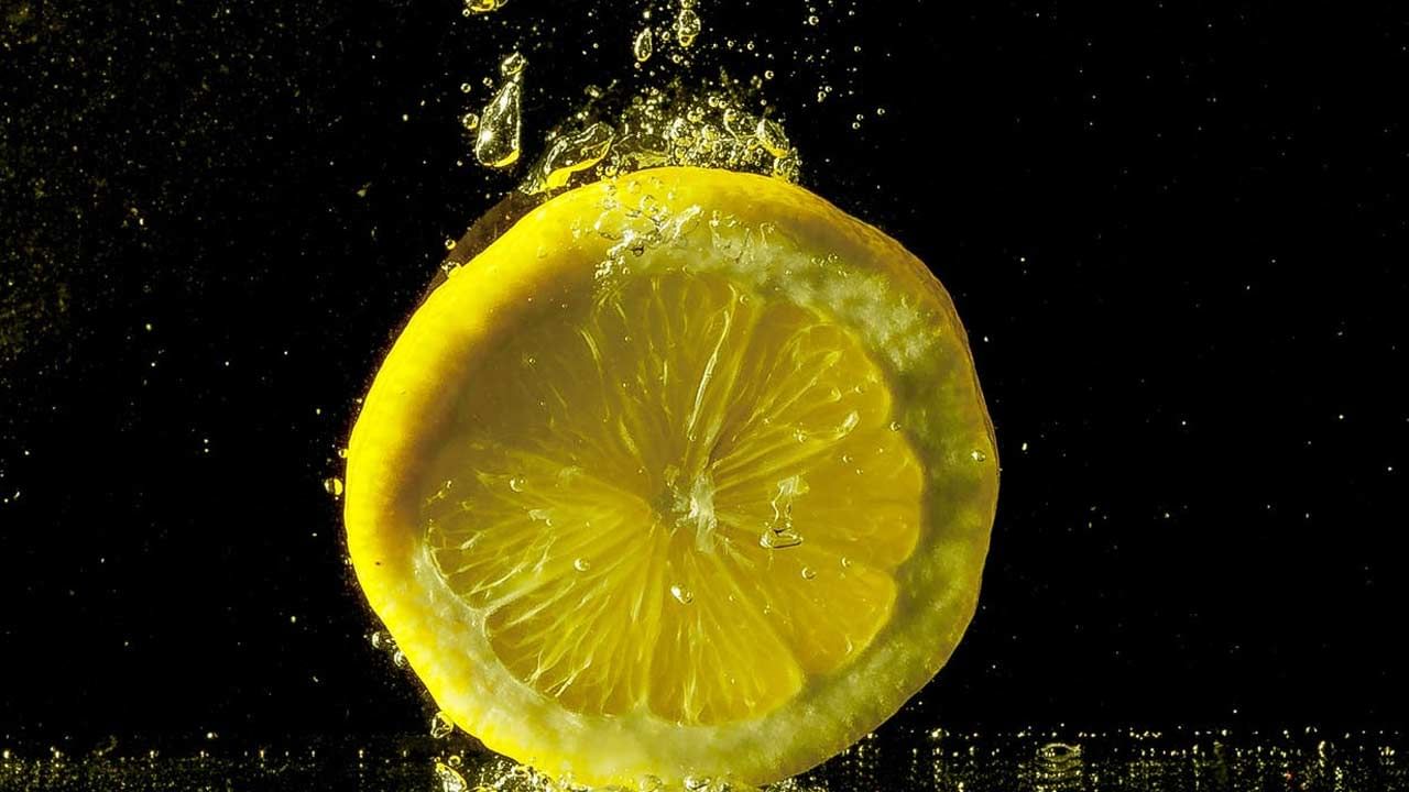 Lemon Side Effects: నిమ్మరసం అతిగా తాగుతున్నారా? అయితే ఈ అనర్థాలు మీరు తెలుసుకోవాల్సిందే