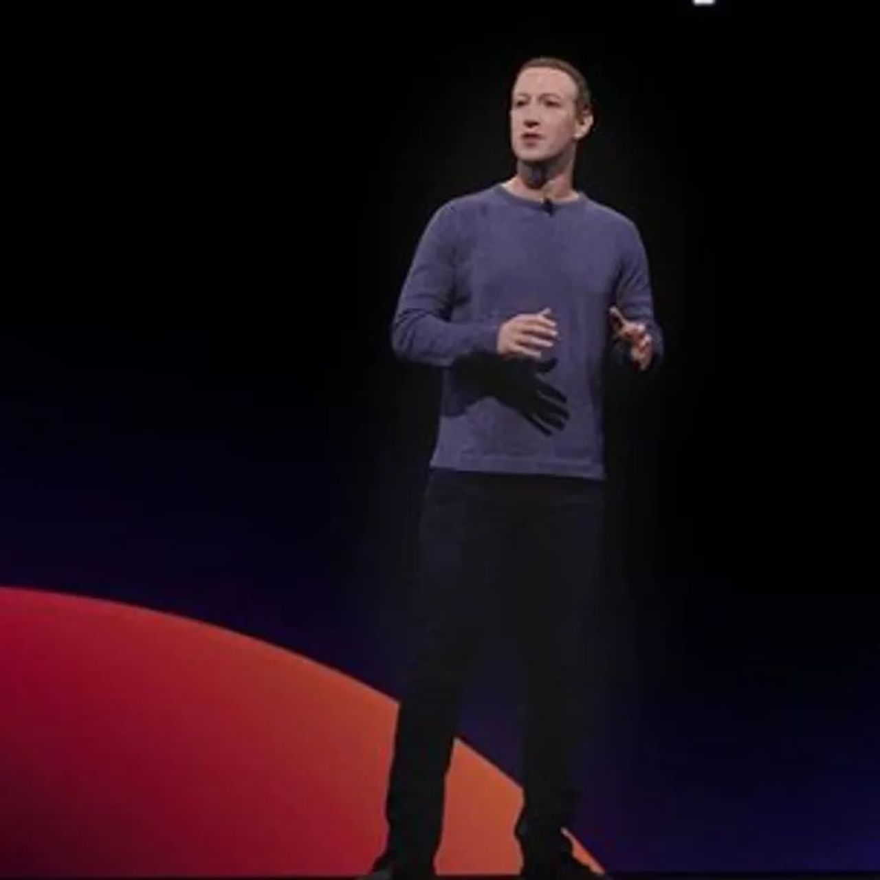 Why Mark Zuckerberg Wears Same Grey T-Shirt Every Day? Know here: ప్రపంచ కుబేరుల్లో ఒకరైన ఫేస్బుక్ (Meta) ఫౌండర్ మార్క్ జుకర్బర్గ్ ధరించే దుస్తులను ఎప్పుడైనా గమనించారా? ఒకే రంగు టీ-షర్టులో ఎక్కువగా కనిపిస్తాడు. కారణం ఏమిటో తెలుసా..