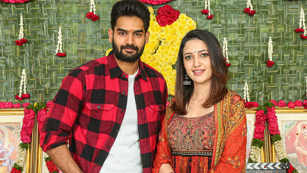 Neha Shetty: మరో లక్కీ ఛాన్స్ కొట్టేసిన డీజే టిల్లు రాధిక.. కార్తికేయ సరసన నేహా శెట్టి..