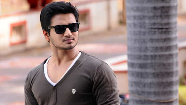 Nikhil: పాన్ ఇండియా మార్కెట్ పై కన్నెసిన యంగ్ హీరో.. నిఖిల్ కొత్త సినిమా టైటిల్ ఏంటో తెలుసా ?..
