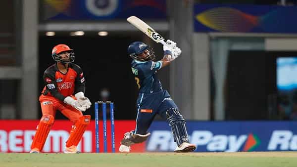 IPL 2022: హైదరాబాద్ ముందు 163 పరుగుల విజయలక్ష్యాన్ని ఉంచిన గుజరాత్.. రాణించిన పాండ్యా..