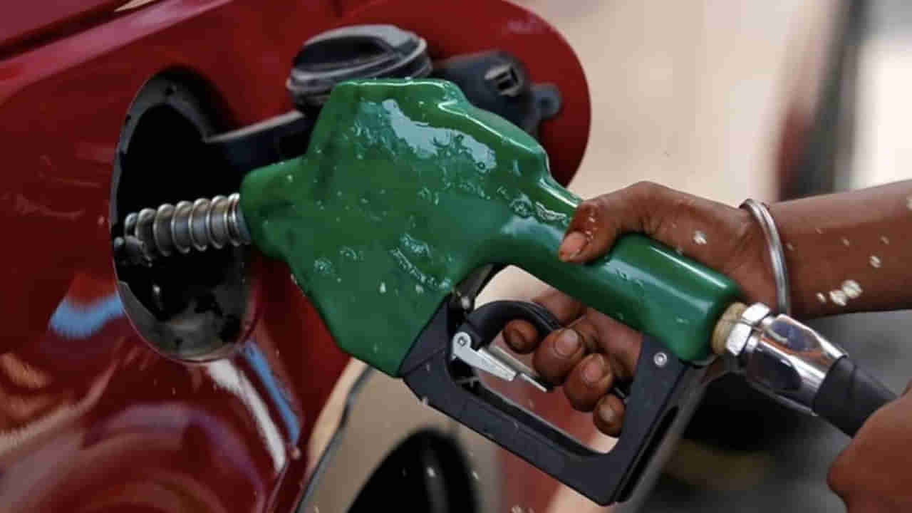 Petrol Rates: వాహనదారులకు గుడ్ న్యూస్.. పెట్రోల్, డీజిల్ ధరలపై కీలక నిర్ణయం తీసుకోనున్న కేంద్రం!