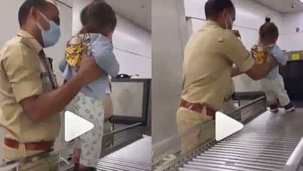 Viral Video: విమానాశ్రయంలో చిన్నారితో సరదాగా పోలీస్ ఆఫీసర్.. వీడియోకు ఫిదా అయిపోతున్న నెటిజన్లు..!