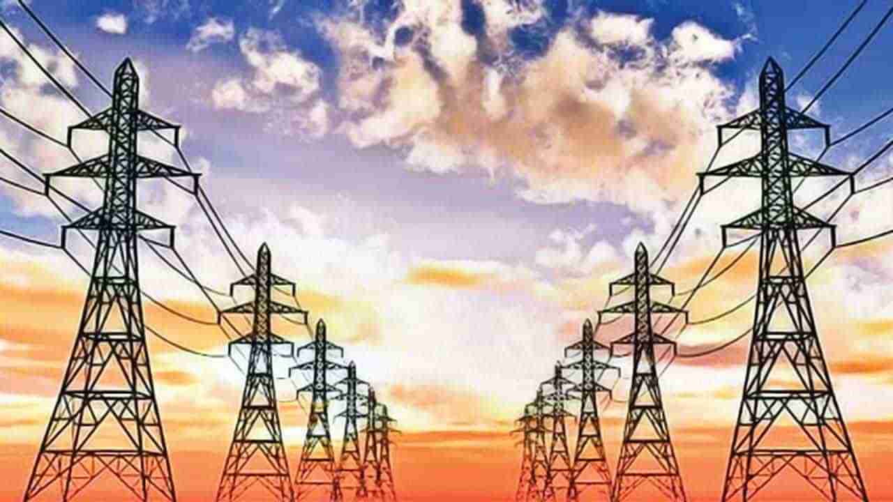 Eectricity Charges Hike: సామాన్యుడికి మరో భారం.. నేటి నుంచి అమల్లోకి వచ్చిన పెరిగిన విద్యుత్‌ ఛార్జీలు