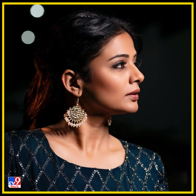 Priyamani New Photos. Credit by:Priyamani/Instagram