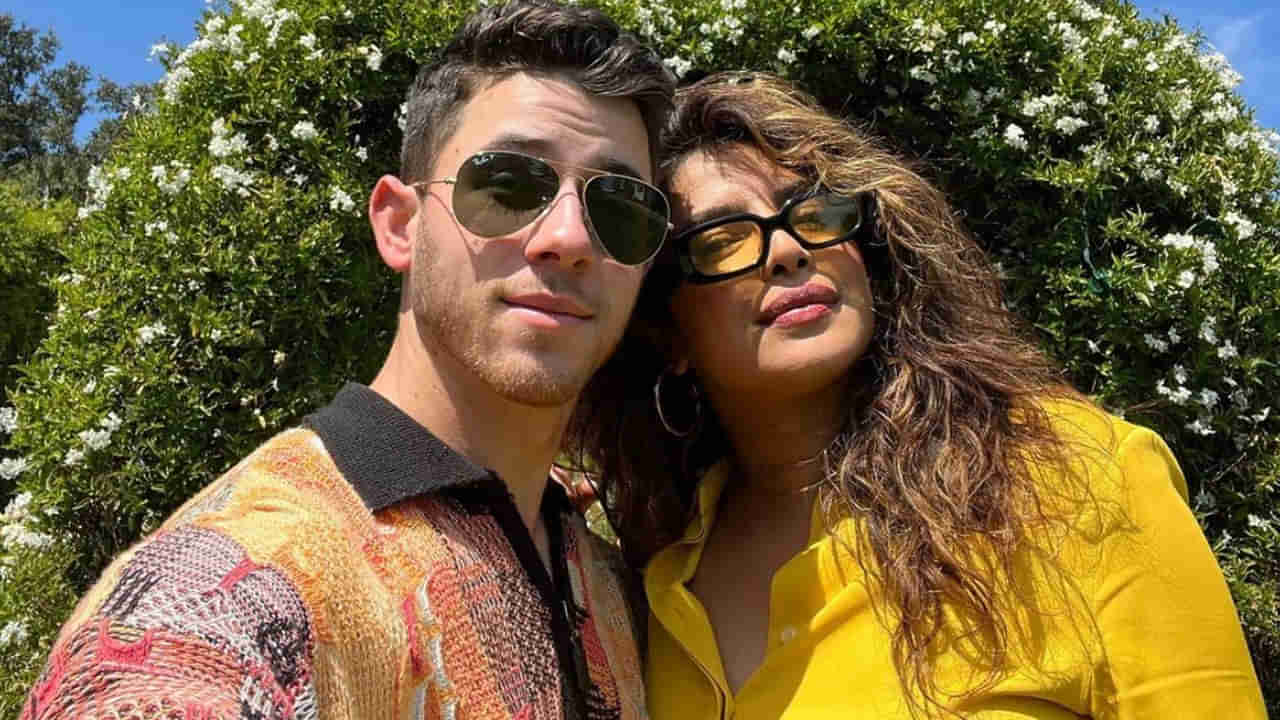 Priyanka Chopra: మదర్స్‌డే రోజున ముద్దుల కూతురి ఫొటోను రివీల్‌ చేసిన చేసిన ప్రియాంక.. ఇన్నాళ్లు పాప ఆస్పత్రిలోనే ఉందంటూ ఎమోషనల్‌..