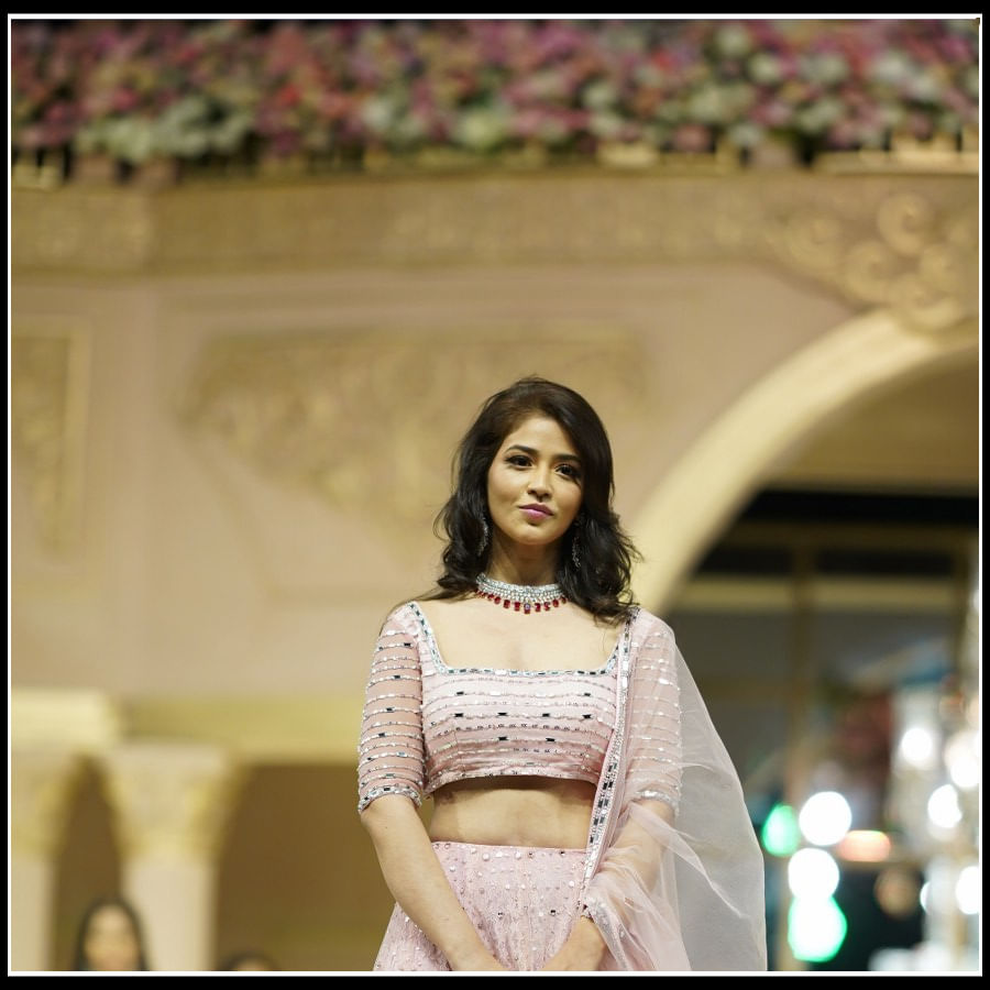 Priyanka Jawalkar: ప్రియాంక జవాల్కర్ కు ఫిదా అవుతున్న నెటిజన్లు.. 