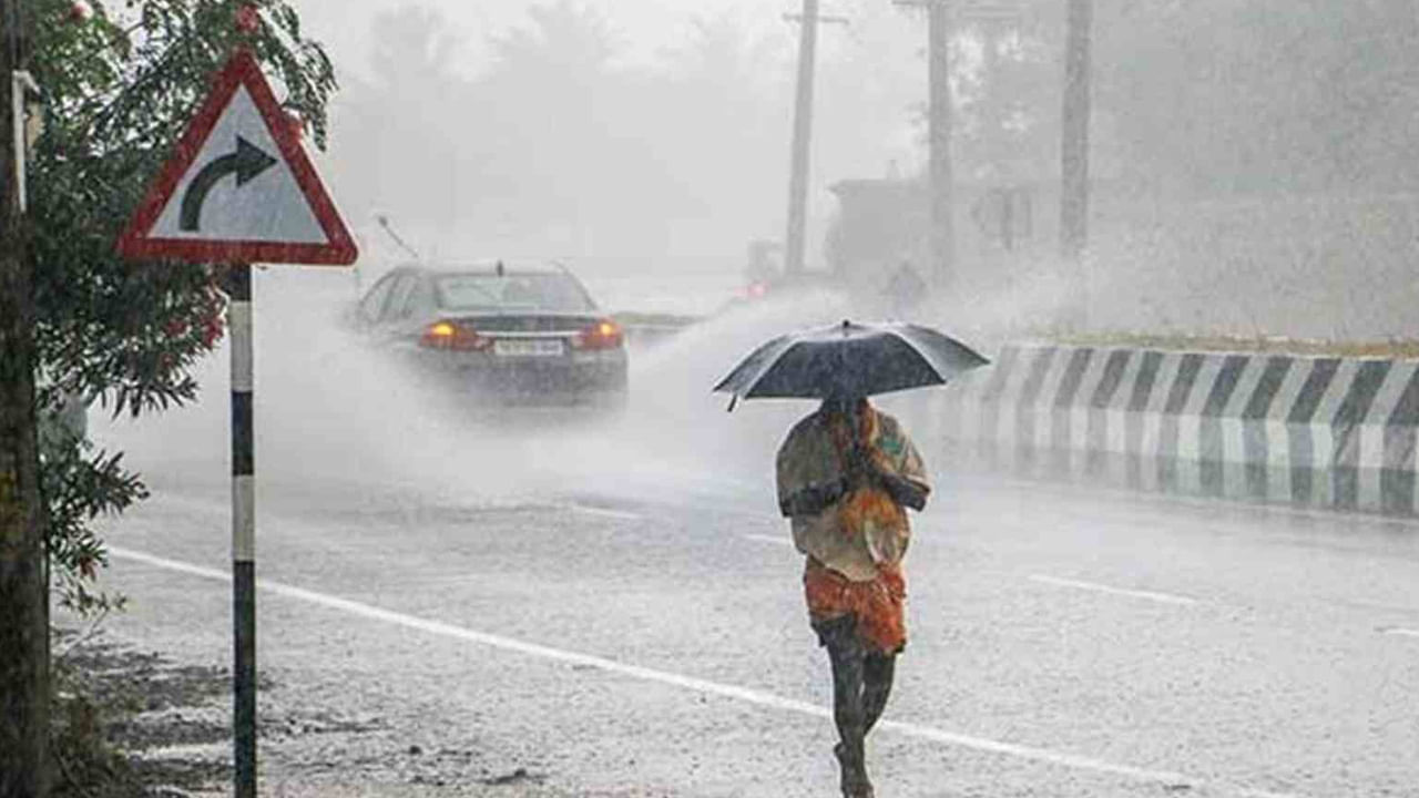 Telangana Weather Report: మండే ఎండల్లో కూల్ న్యూస్.. రాష్ట్రంలో మూడ్రోజులపాటు వర్షాలు