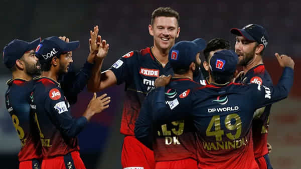 LSG vs RCB IPL 2022: డుప్లెసిస్ మెరుపులు.. చెలరేగిన హేజిల్వుడ్.. బెంగళూరు చేతిలో లక్నోకు భంగపాటు..
