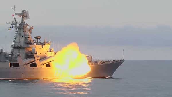 Russia Ukraine War: ఉక్రెయిన్తో యుద్ధంలో రష్యాకు భారీ ఎదురుదెబ్బ.. నల్ల సముద్రంలో పేలడు.. యుద్ధనౌక ధ్వంసం