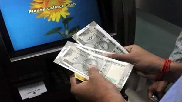 SBI ATM: డెబిట్ కార్డు లేకున్నా ఏటీఎం నుంచి డబ్బులు విత్డ్రా చేయవచ్చు.. ఎలాగంటే..!