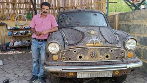 Ambassador Car: ఆహా అంబాసిడర్..! స్క్రాప్తో అద్భుతంగా తీర్చిదిద్దిన ఆర్టిస్ట్.. నెటిజన్ల ప్రశంసలు