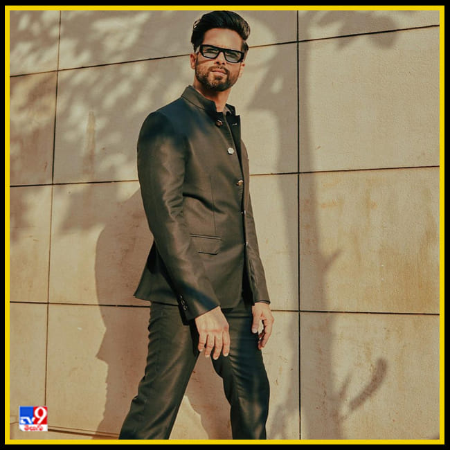 Shahid Kapoor New Photos. Credit by:Shahid Kapoor/Instagram 