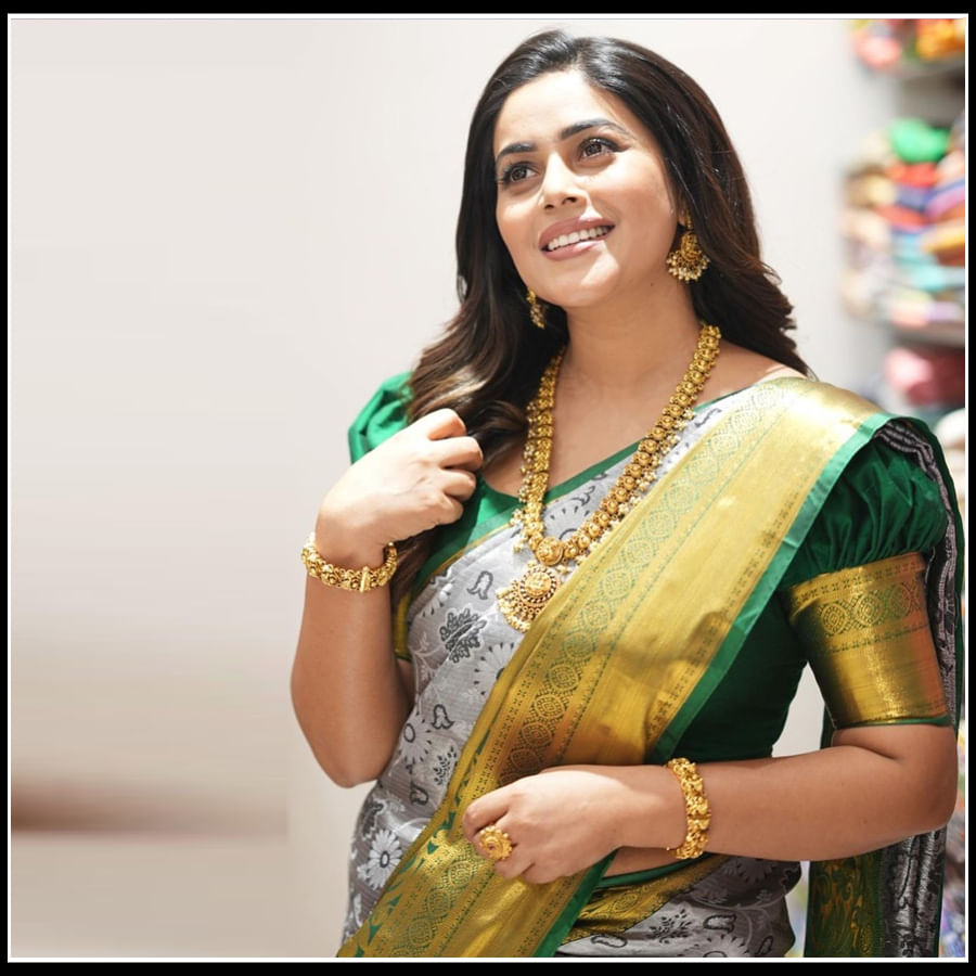 Shamna Kasim Alias Purna: చీరకట్టులో పూర్ణ అందాలు చుస్తే మైండ్ బ్లోయింగ్ అంతే 
