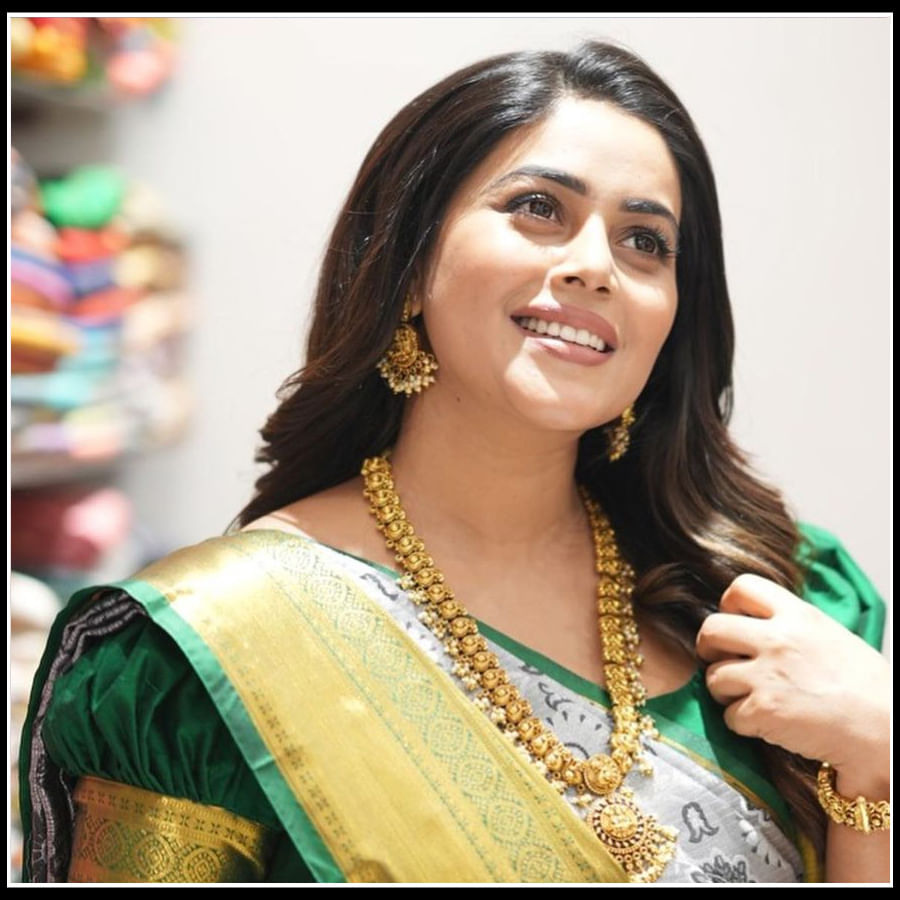 Shamna Kasim Alias Purna: చీరకట్టులో పూర్ణ అందాలు చుస్తే మైండ్ బ్లోయింగ్ అంతే 
