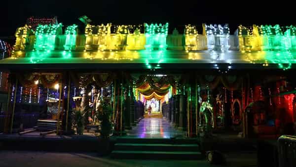 Simhachalam Temple: సింహాద్రి అప్పన్న తిరుకల్యాణోత్సవం.. సర్వాంగ సుందరంగా ముస్తాబైన ఆలయం