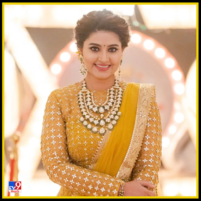 Sneha New Photos. Credit by:Sneha/Instagram