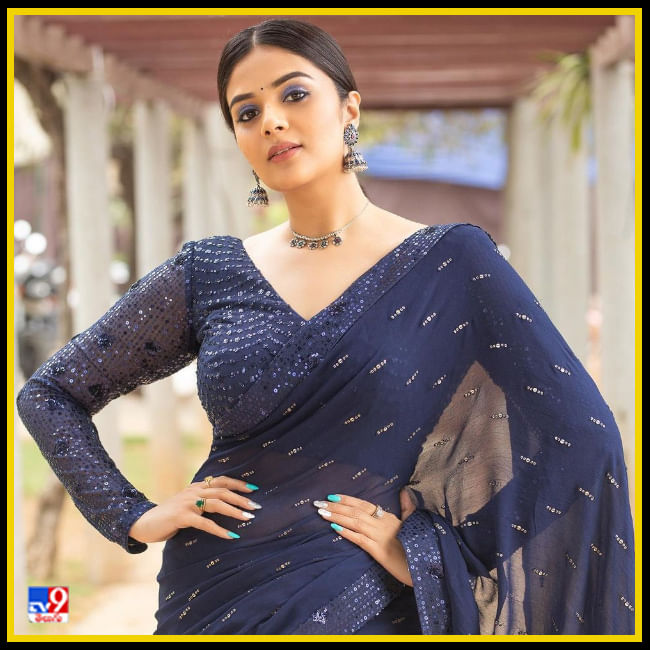 Sreemukhi New Photos. Credit by:Sreemukhi/Instagram