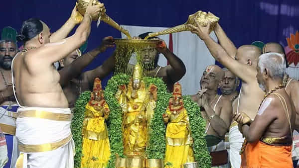 Tirumala: శ్రీవారి భక్తులకు అలెర్ట్.. ఈనెల 14 నుంచి 3 రోజులు వార్షిక వసంతోత్సవాలు .. ఆ సేవలను రద్దు చేసిన టీటీడీ