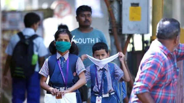 Telangana Schools: స్కూళ్లకు వేసవి సెలవులను ప్రకటించిన తెలంగాణ విద్యాశాఖ.. లాస్ట్ వర్కింగ్ డే ఎప్పుడంటే..