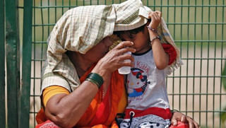 Health Tips:  గ్యాస్ స‌మ‌స్య తెగ ఇబ్బంది పెడుతుందా..? ఈ హోమ్ రెమిడీస్‌తో చెక్ పెట్టండి