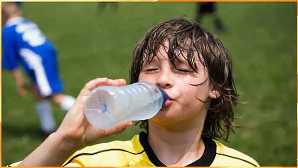 Heat Stroke: వేసవిలో హీట్ స్ట్రోక్ నుంచి పిల్లలను రక్షించడానికి ఈ చిట్కాలను అనుసరించండి