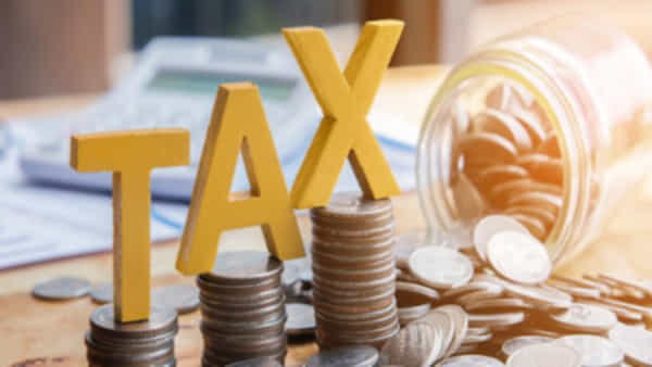 TDS: డాక్టర్లు, సోషల్ మీడియా ఇన్ఫ్లూయెన్సర్లకు షాక్.. ఇకపై TDS పరిధిలోకే..