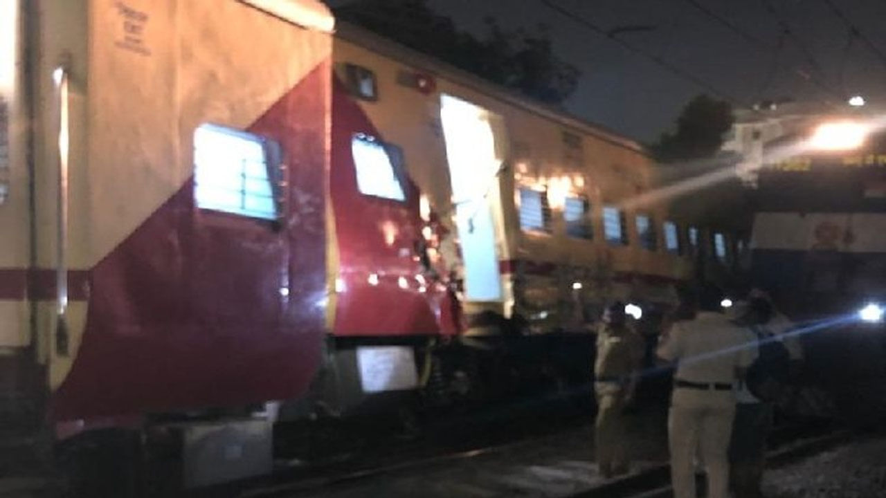 Train Accident: రైలు ప్రమాదం.. ఒకే ట్రాక్‌పై రెండు రైళ్లు ఢీః.. భారీ శబ్ధం..!