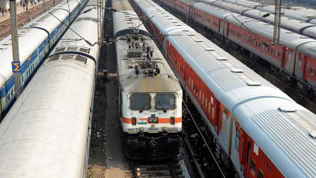 Summer Special Trains వేసవి సెలవుల రద్దీ.. తెలుగు రాష్ట్రాల్లో మరిన్ని