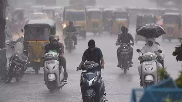 Hyderabad Rain Alert: భాగ్యనగర వాసులకు అలెర్ట్.. భారీ వర్షం కురిసే అవకాశం.. వాతావరణ శాఖ హెచ్చరిక