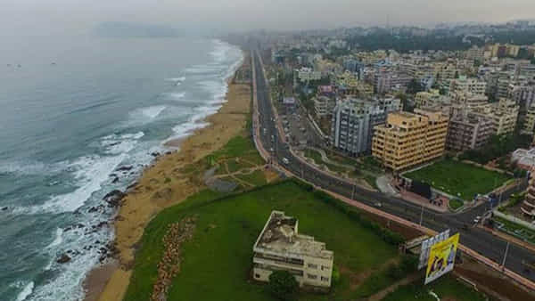 Visakha Metro: సాగర తీరానికి మరో మణిహారం.. త్వరలో మెట్రో పరుగులు
