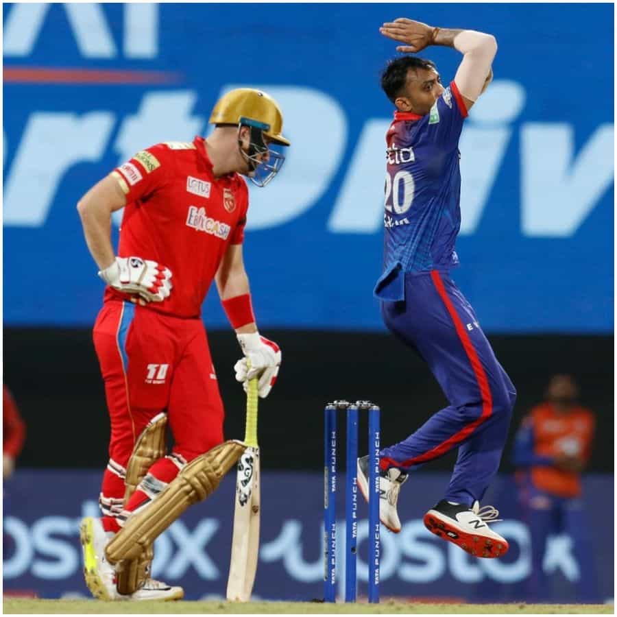 ఢిల్లీ జట్టు రూ. 9 కోట్లు వెచ్చించి మరీ అక్షర్ పటేల్ను కొనుగోలు చేసింది. యాజమాన్యం తనపై ఉంచిన నమ్మకాన్ని నిజం చేస్తూ ఈ సీజన్లో మెరుగ్గా రాణిస్తున్నాడు అక్షర్.