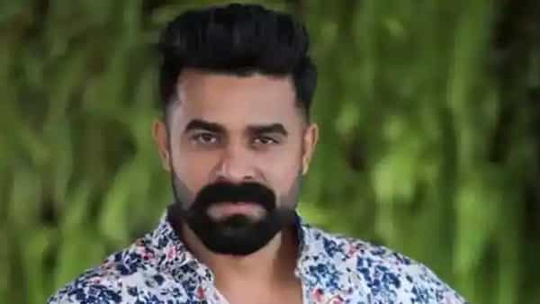 Actor Vijay Babu: విజయ్ నన్ను లైంగికంగా వేధించాడు అంటున్న మరో మహిళ.. పరారీలో ఉన్న నటుడు.. నేడు అమ్మ సమావేశం..
